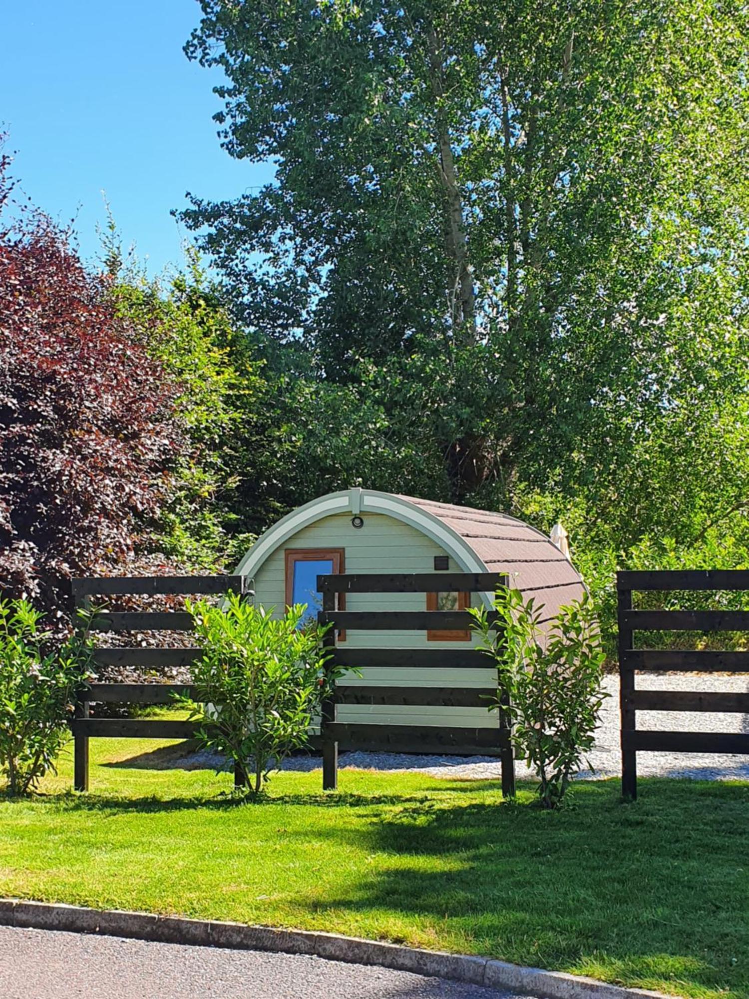 Priory Glamping Pods And Guest Accommodation Killarney Ngoại thất bức ảnh