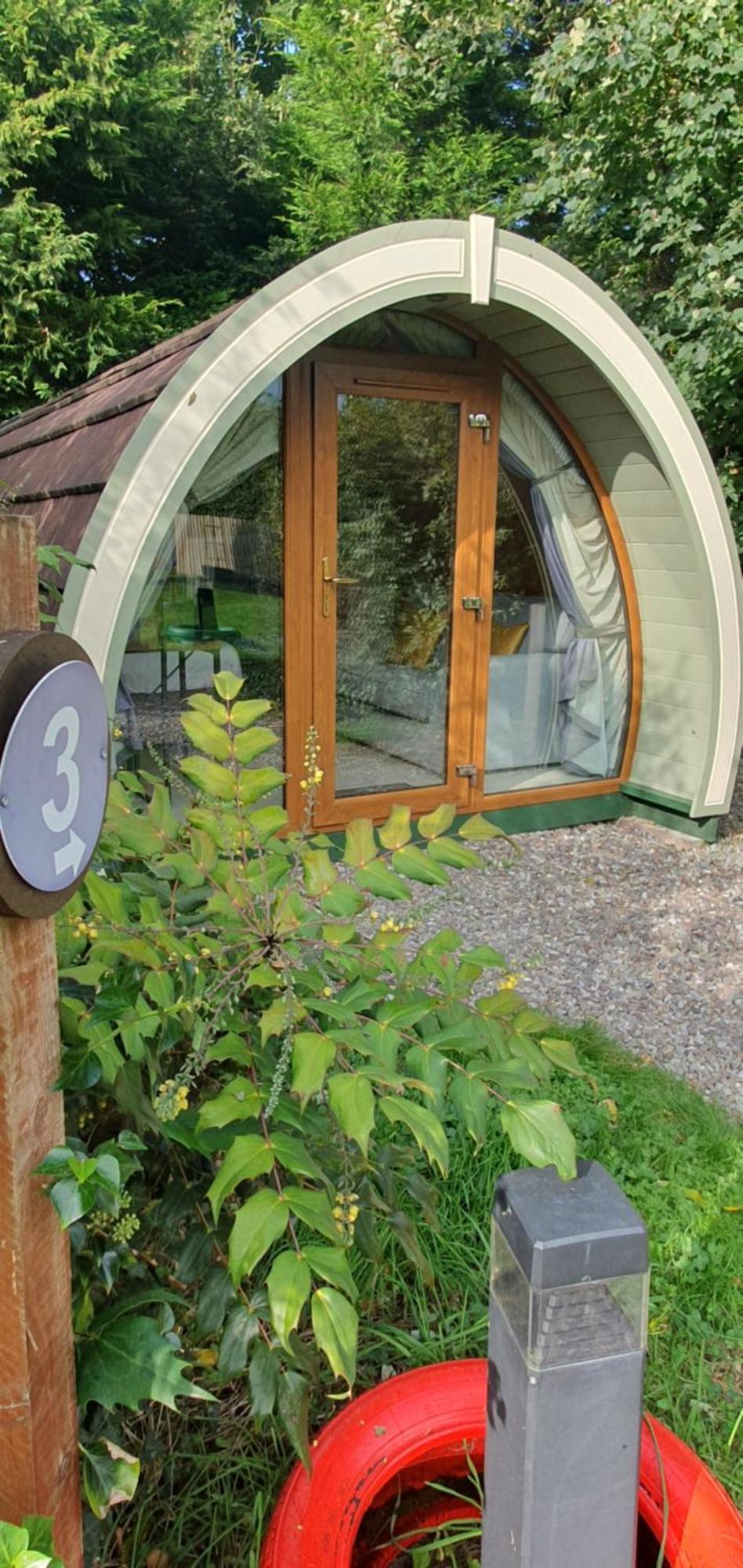 Priory Glamping Pods And Guest Accommodation Killarney Ngoại thất bức ảnh